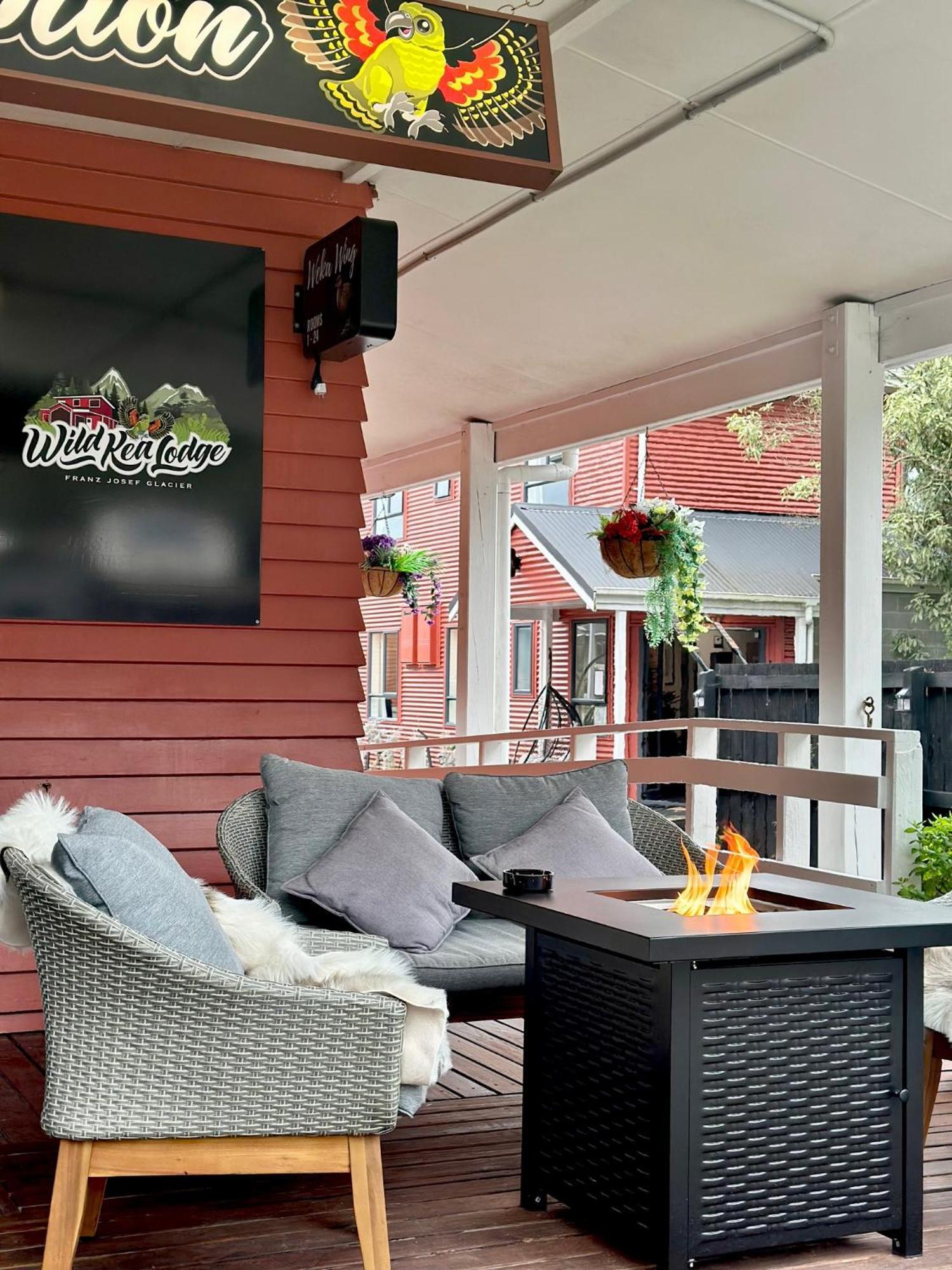 Wild Kea Lodge Франц Джоузеф Екстериор снимка